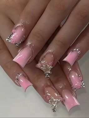 24 PCS Pink Ombre Crystal Nail Set FREE SET INCLUDED
